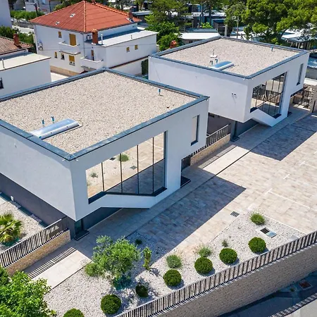 Holiday home Omega Banjol
