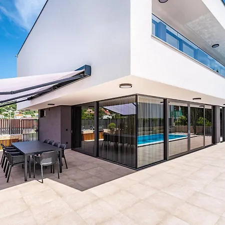 Omega Holiday home Banjol